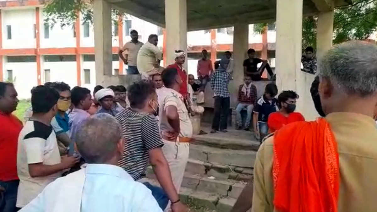 wife Killed husband by mixing poison in cold drink