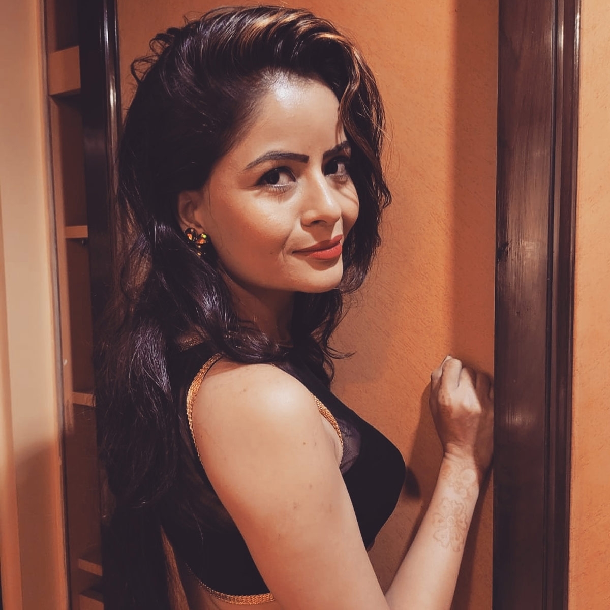 गहना वशिष्ठ