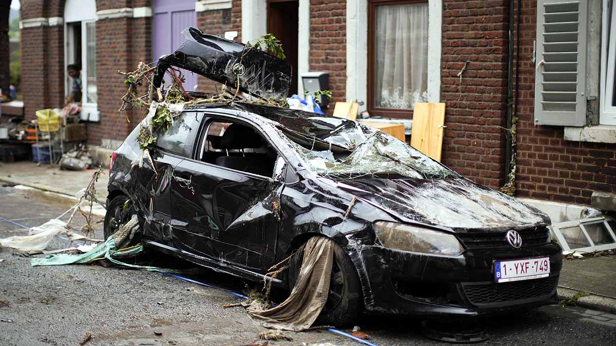 Massive Sinkhole Germany Flood