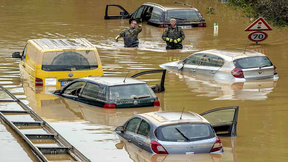 Massive Sinkhole Germany Flood