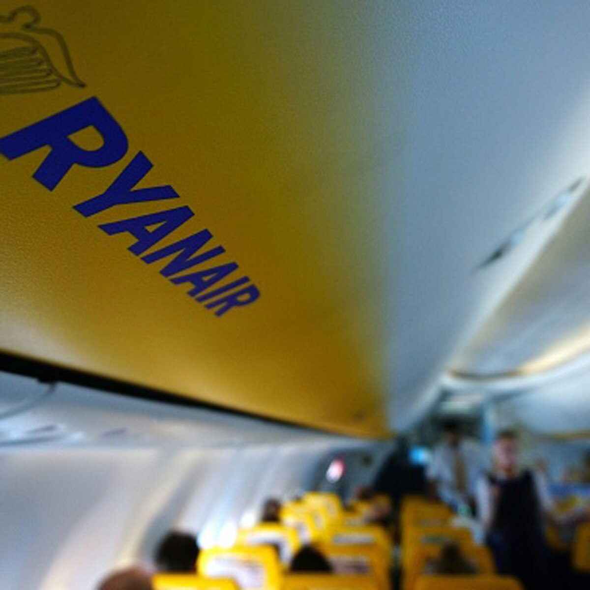 Ryanair passenger dies