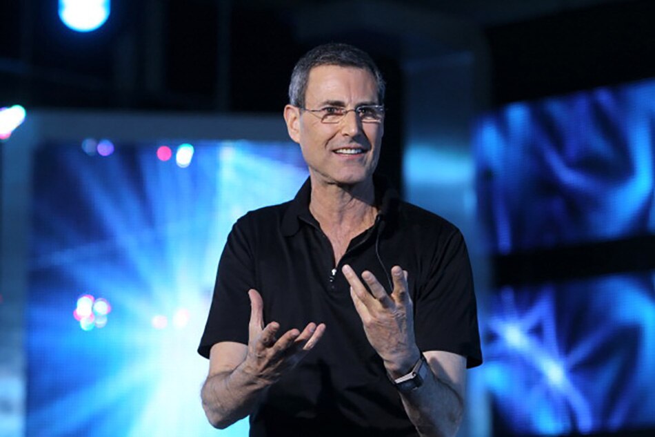 uri geller aliens claim