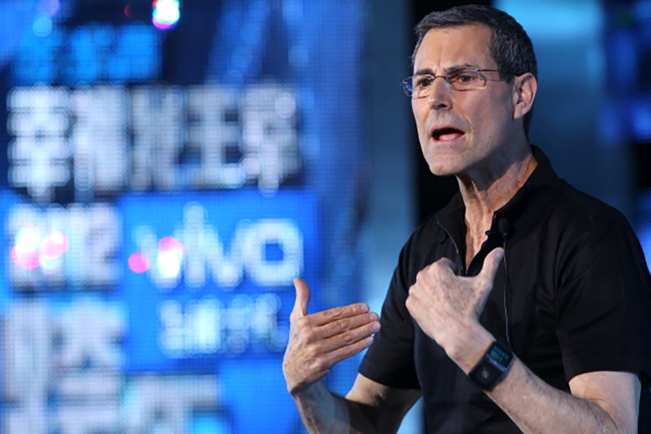 uri geller aliens claim