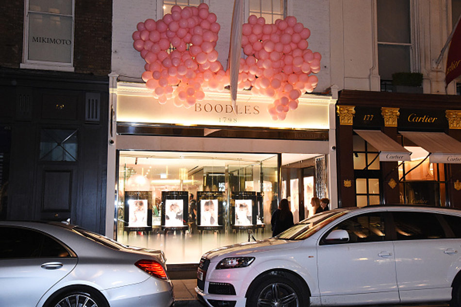 woman stole diamonds