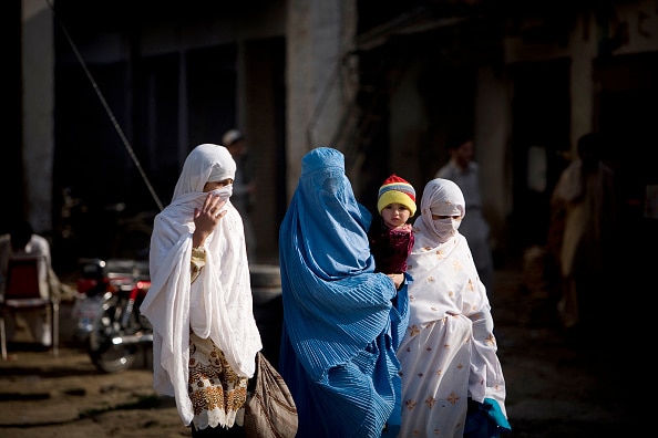 indonesian woman got hundred cane 