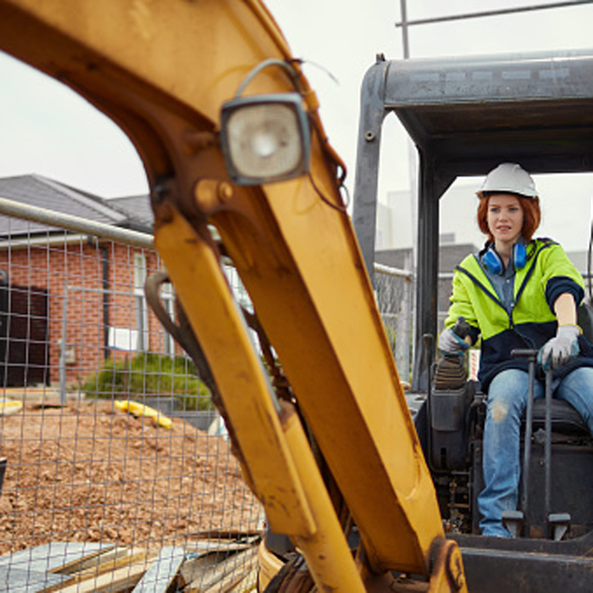 Influencer woman dies