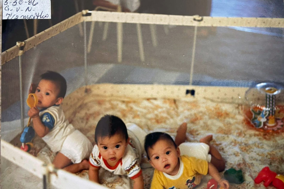 triplets are pregnant at same time