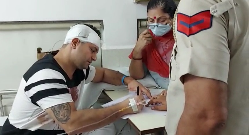 घायल युवक