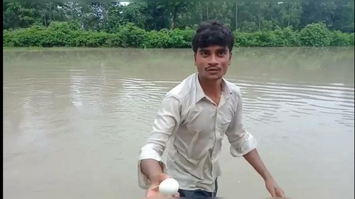 ... जब UP के शारदा नहर में बहते दिखे हजारों अंडे, कूद पड़े लोग