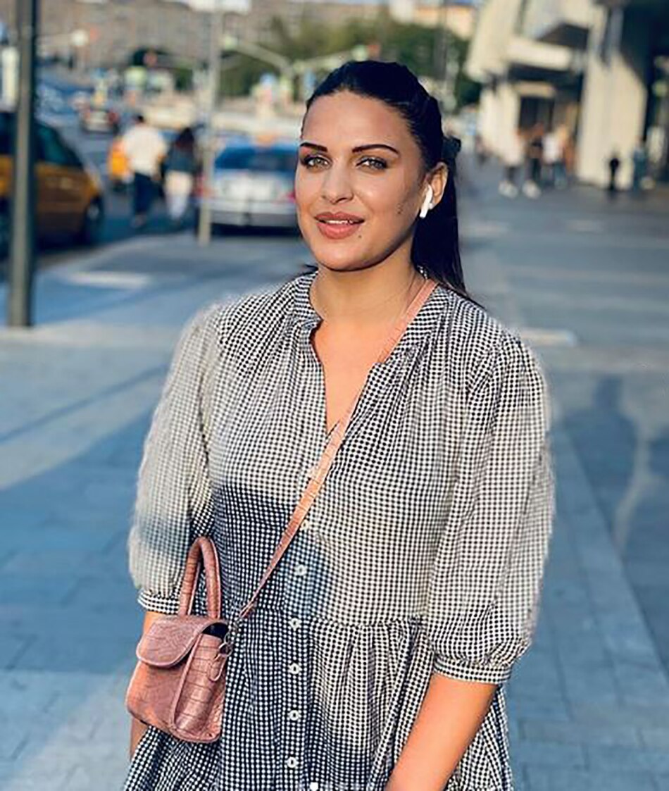 हिमांशी खुराना