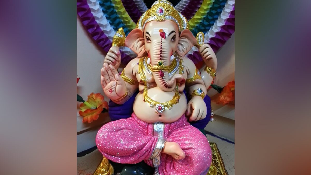 देवी देवताओं की पुरानी मूर्तियां और चित्र