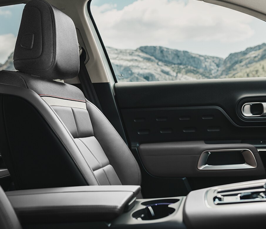 तमिलनाडु प्लांट में असेंबलिंग