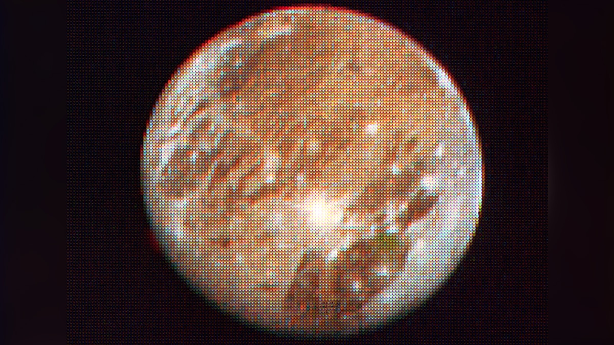 Water Vapor Jupiter Moon Ganymede 