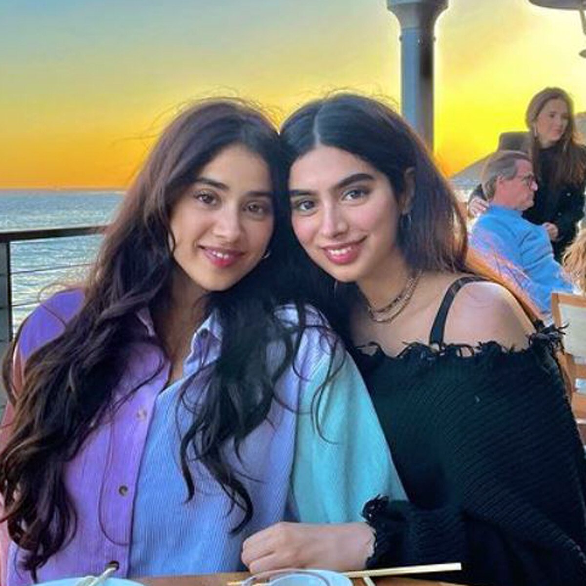 जाह्नवी कपूर संग खुशी