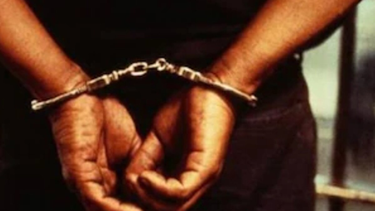 Newly married wife held both hands of husband lover brutally murdered