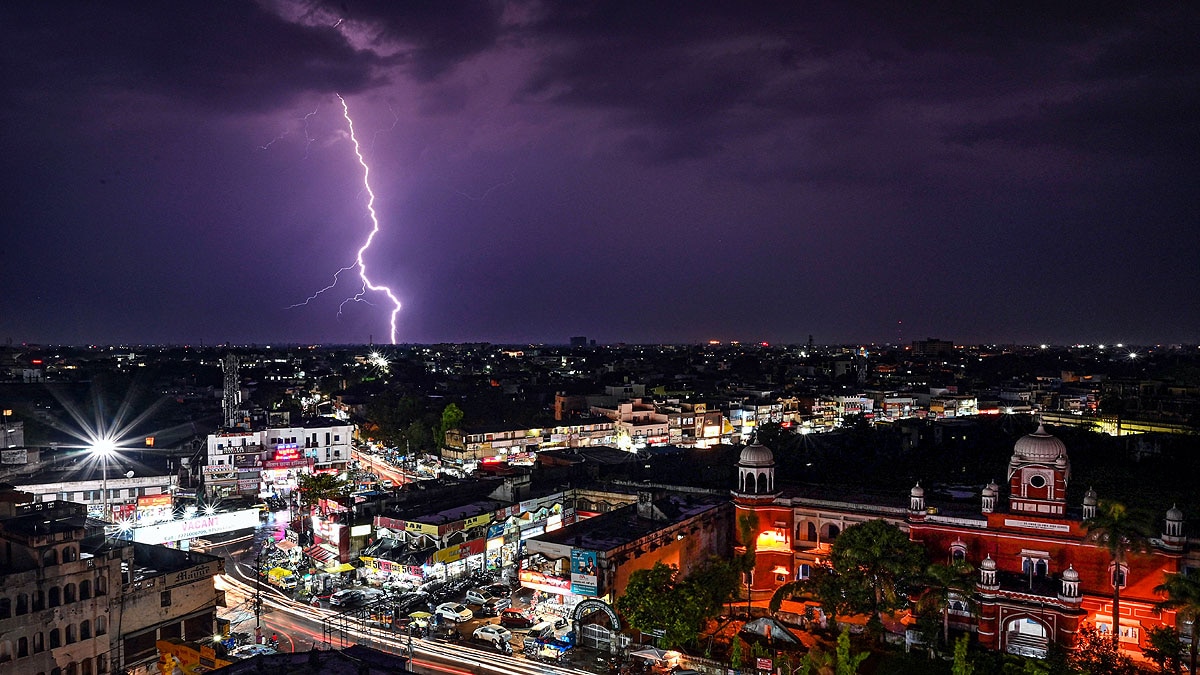 How to Protect from Lightning Strikes