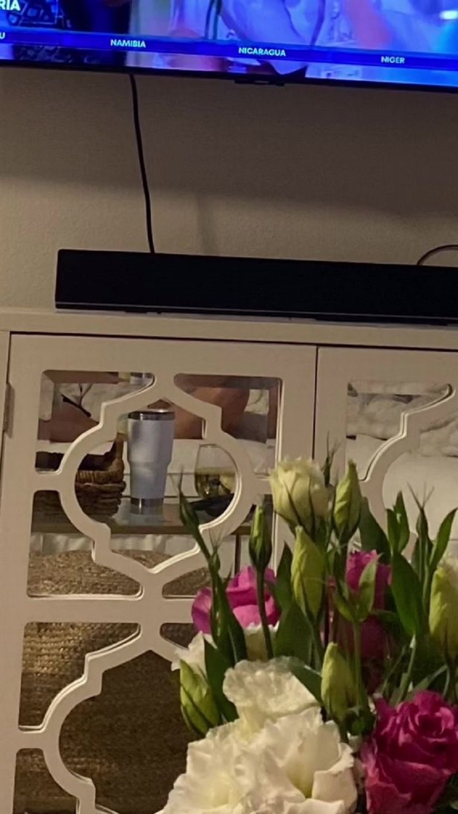 Woman catches boyfriend cheating