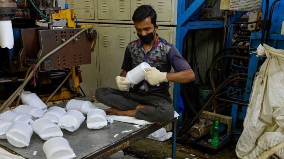 PLI Scheme का फायदा उठाएं