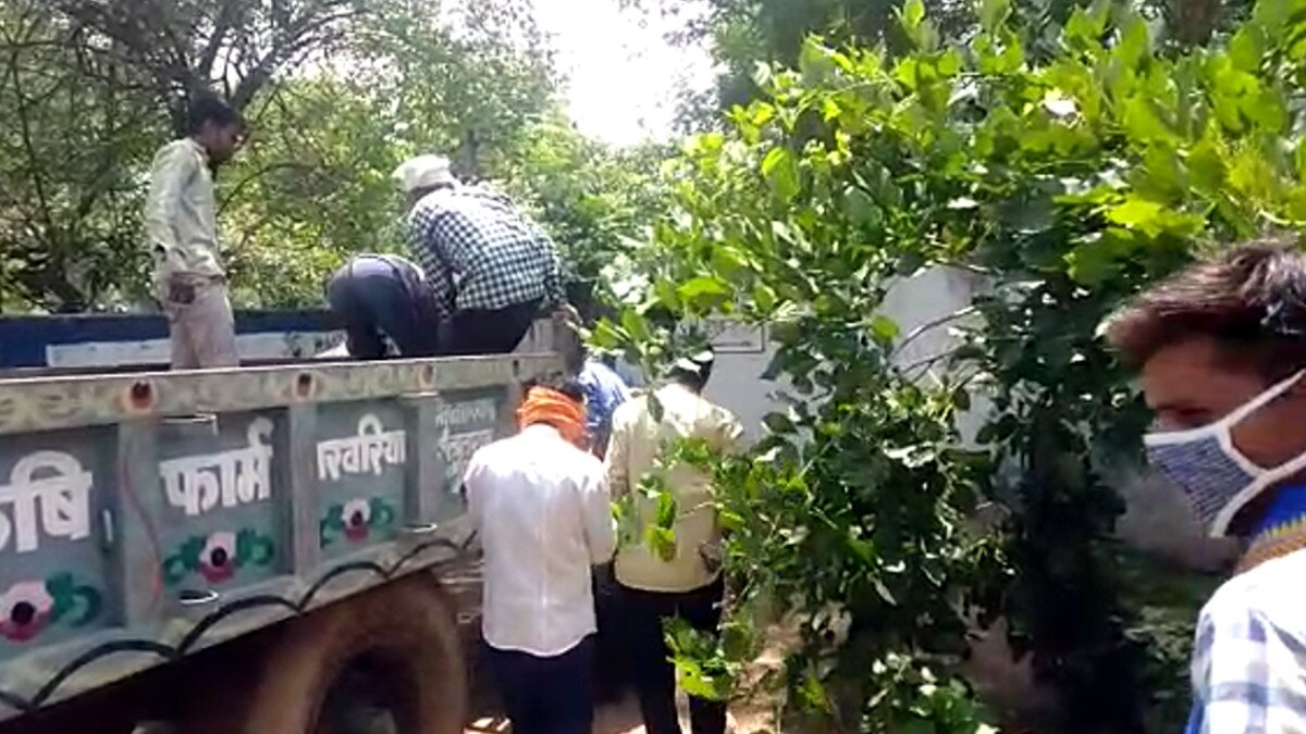 Wife slept beside and husband was brutally murdered