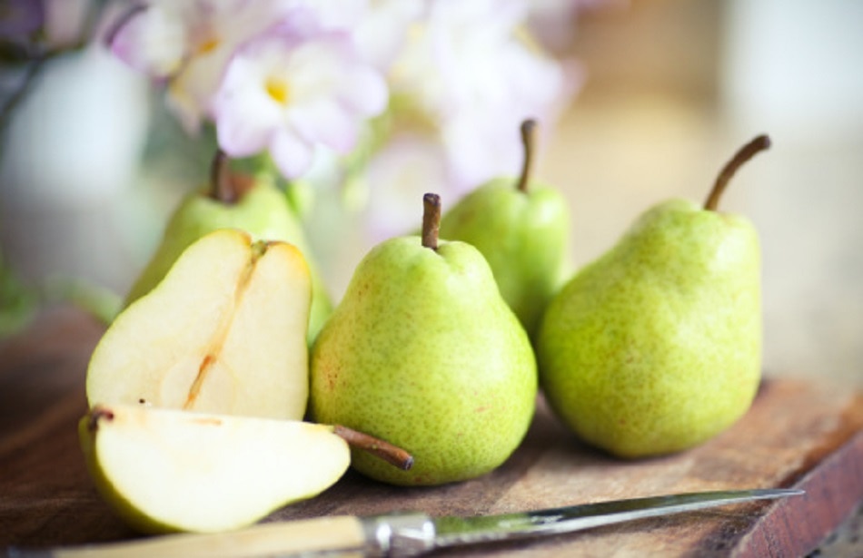 मॉनसून में जरूर खाएं ये 10 फल