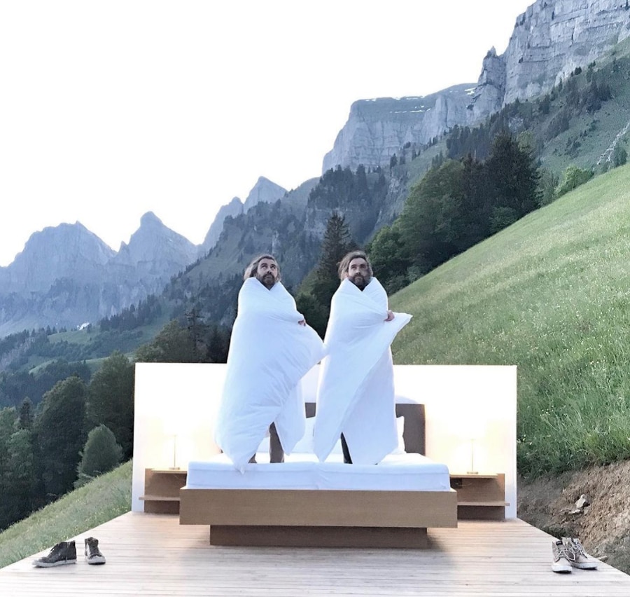 Null Stern zero star hotel