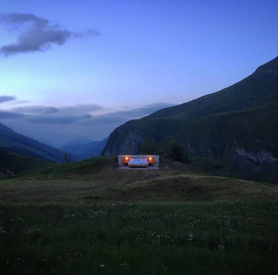 Null Stern zero star hotel