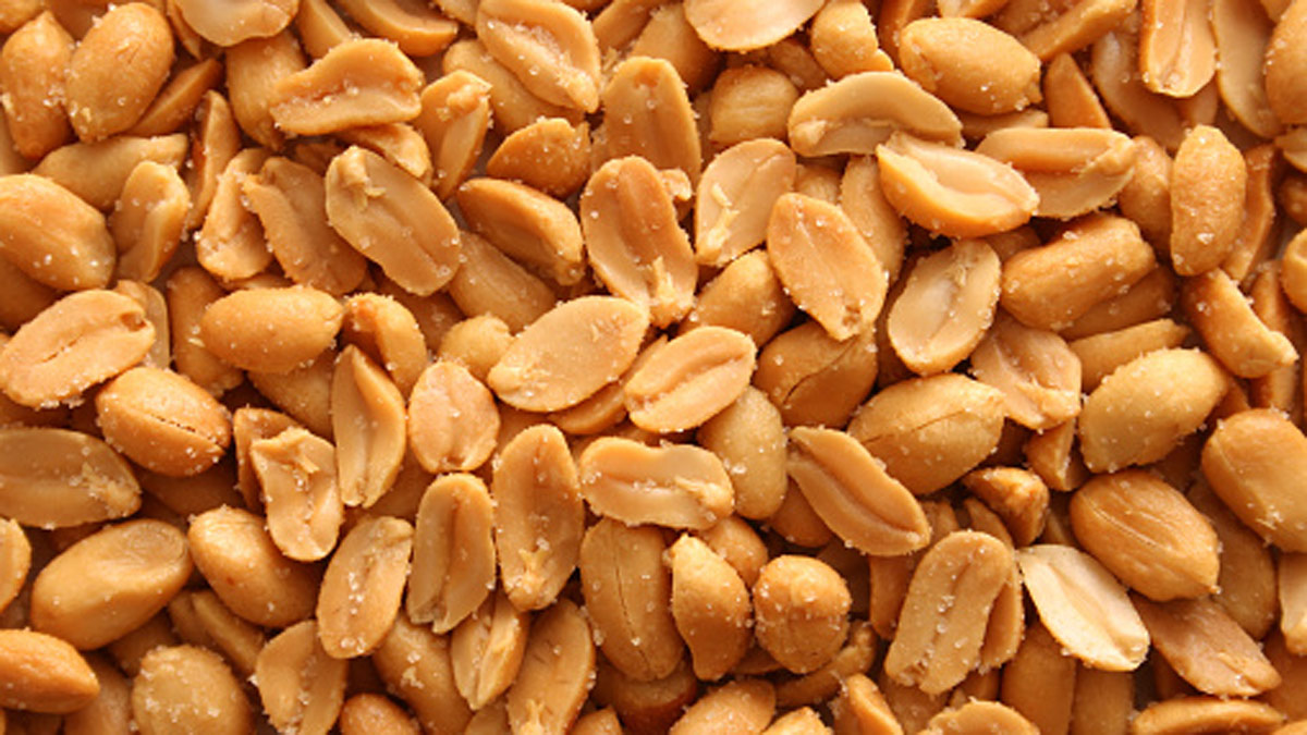 नमकीन मूंगफली