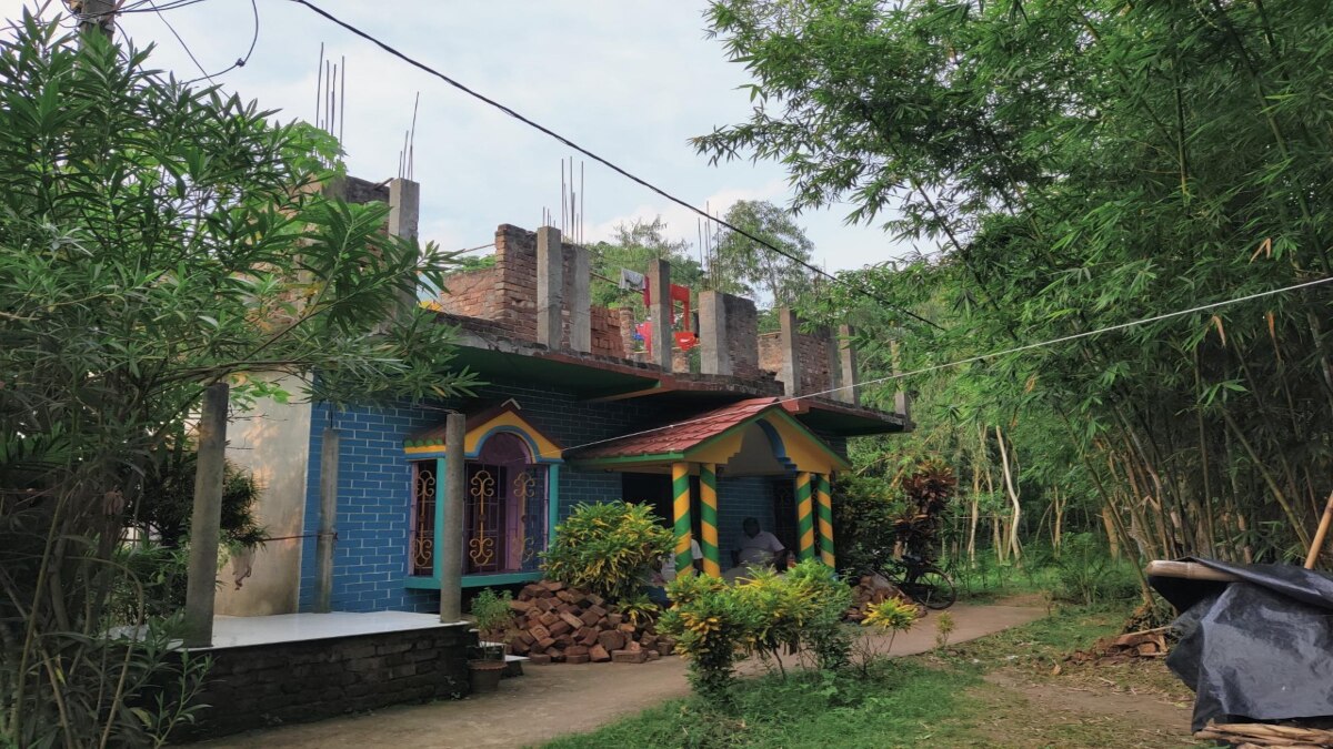 pranati nayak house
