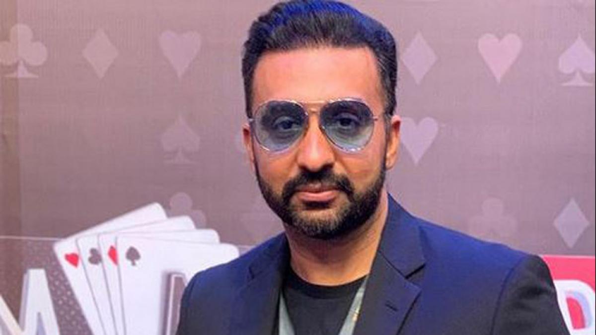 पोर्नोग्राफी केस में फंसे राज कुंद्रा, इन 5 किरदारों से है खास कनेक्शन