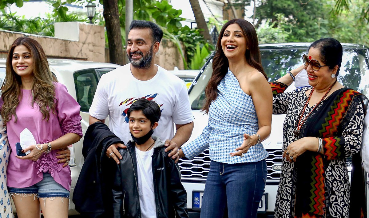 कई कंपनियों में निवेश 