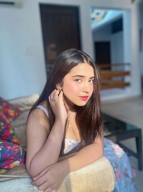 रोशनी वालिया