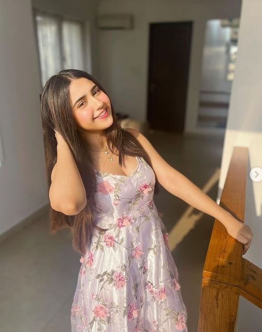 रोशनी वालिया