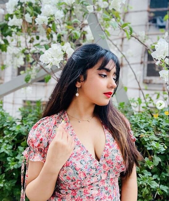 रोशनी वालिया