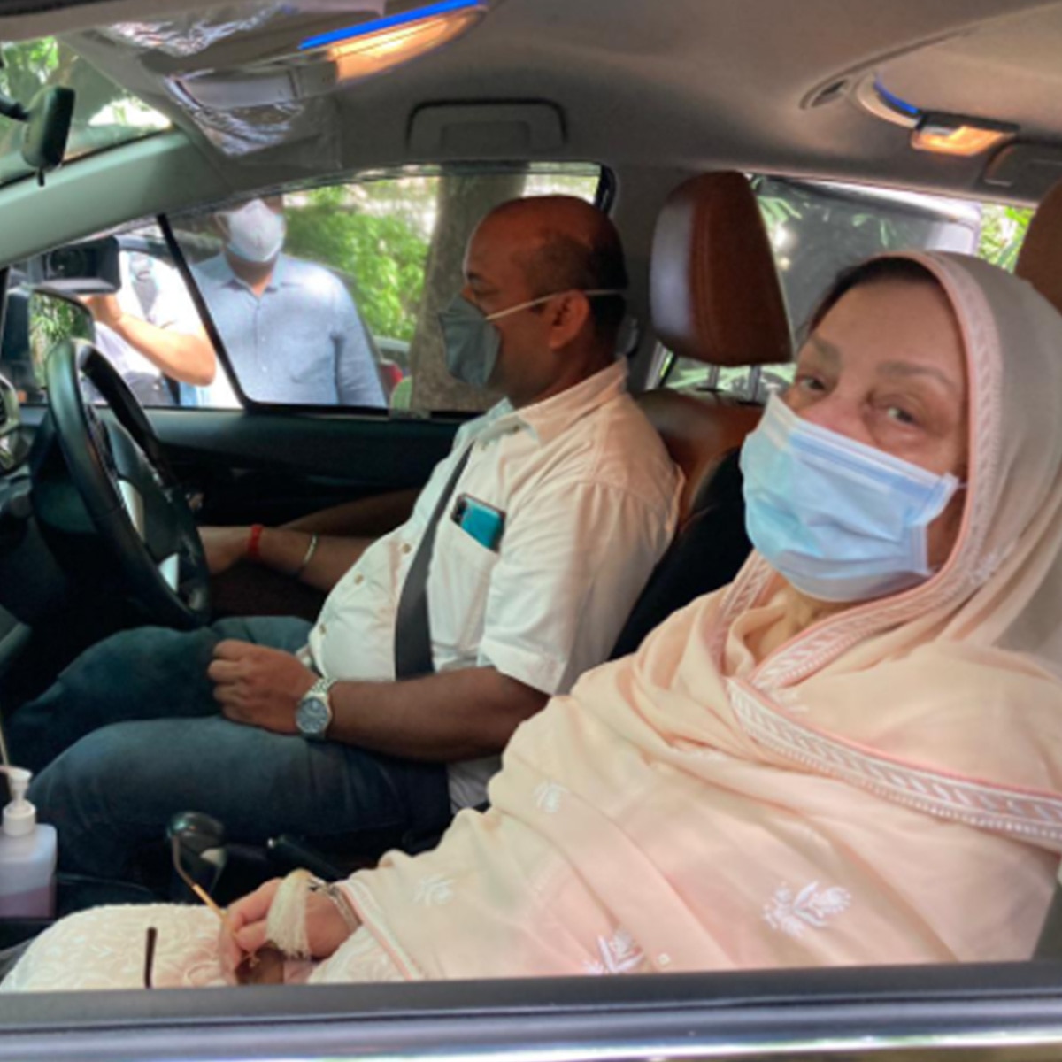 सायरा बानो