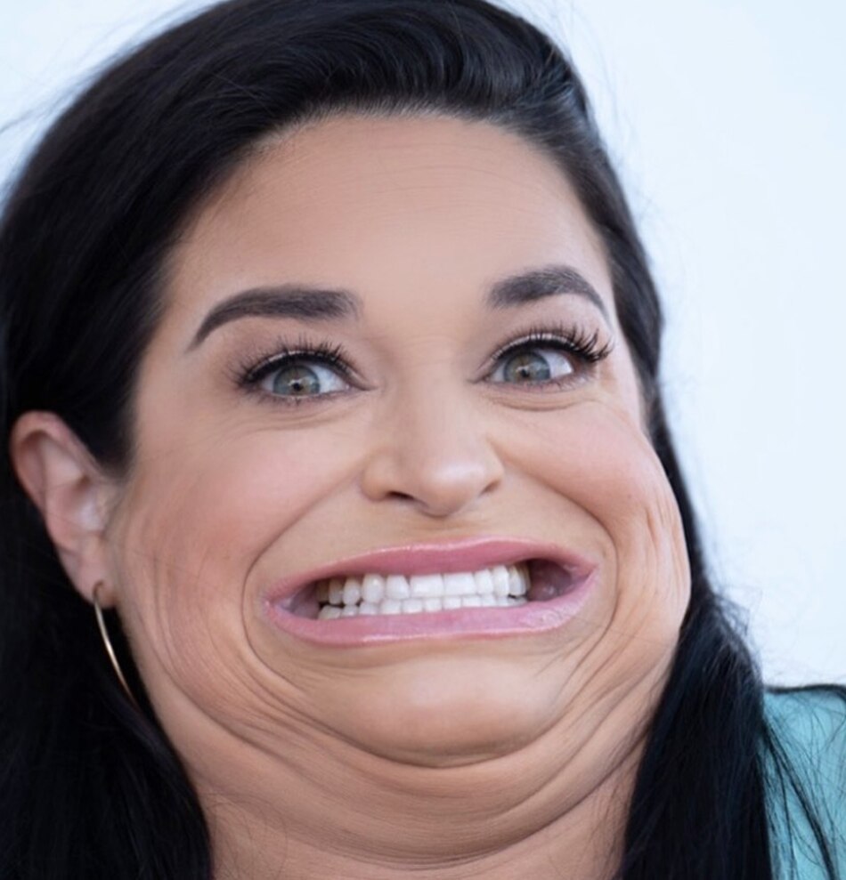 Samantha Ramsdell mouth 