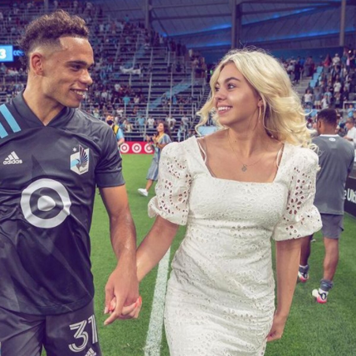 footballer proposed girlfriend