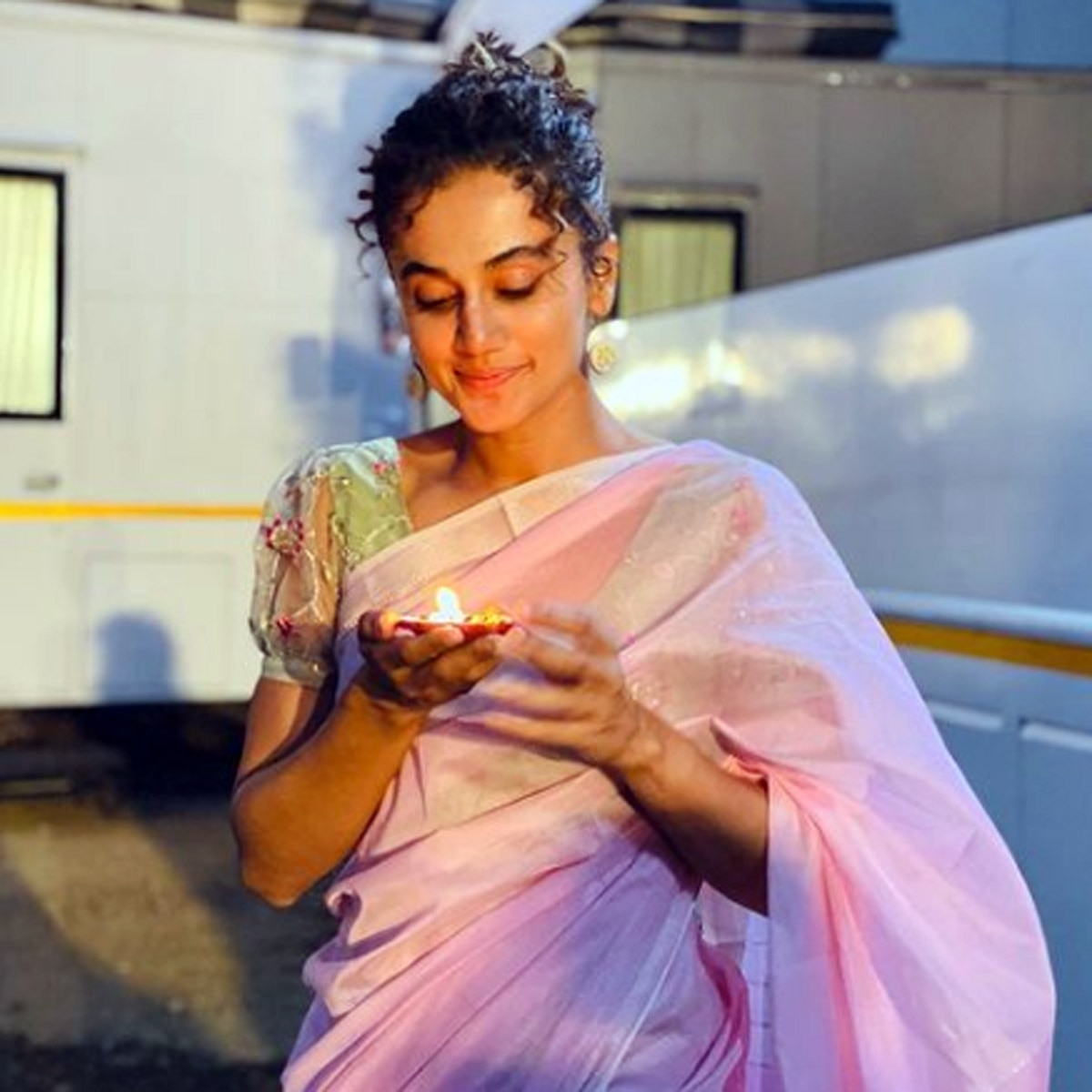 तापसी पन्नू