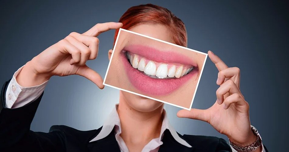 मुंह की सफाई का रखें ध्यान