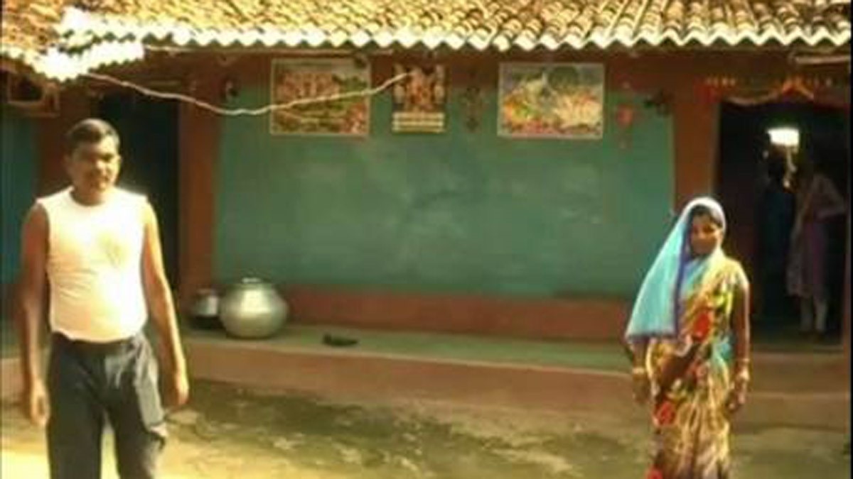 पीरियड्स के समय महिलाओं को रहना होता है हर चीज से दूर