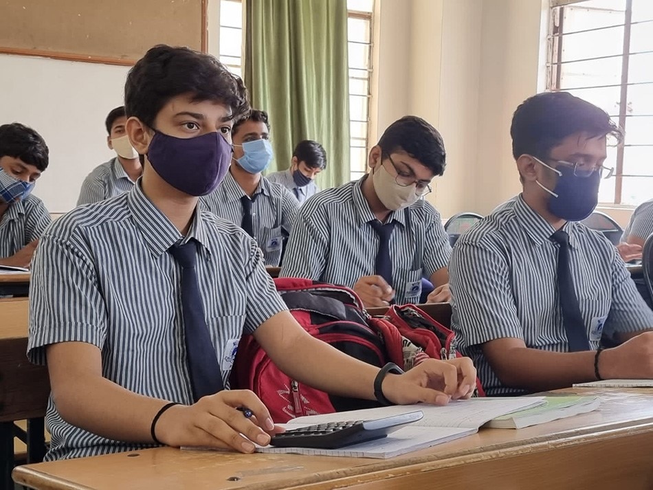 School Reopen in Gujarat (aajtak.in)