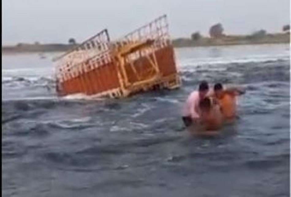  police rescue driver