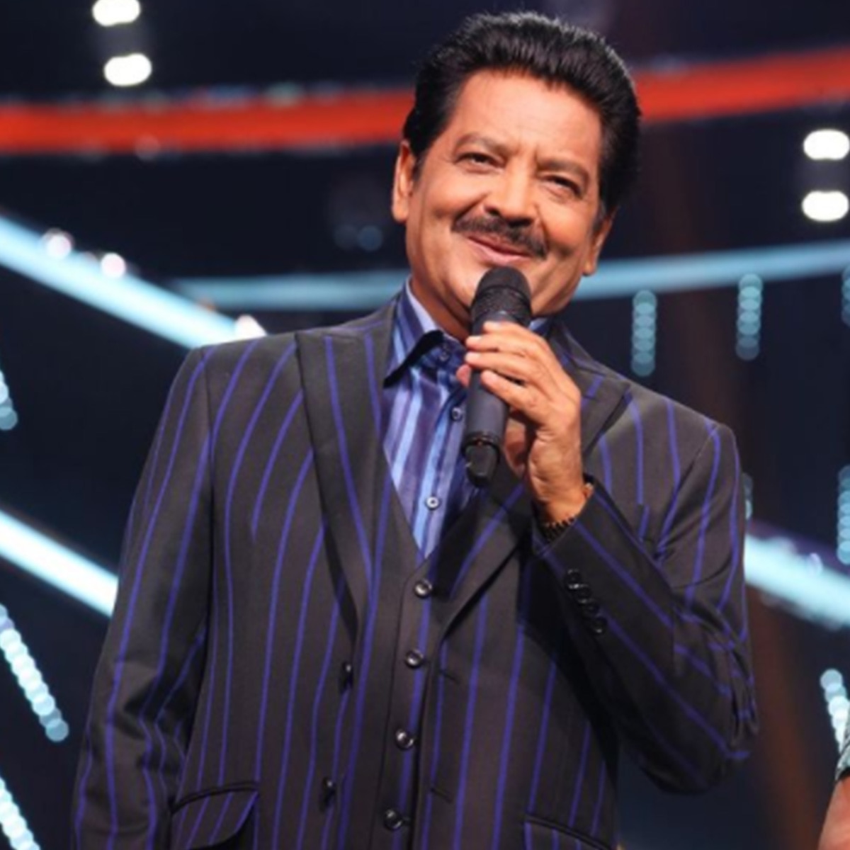 उदित नारायण