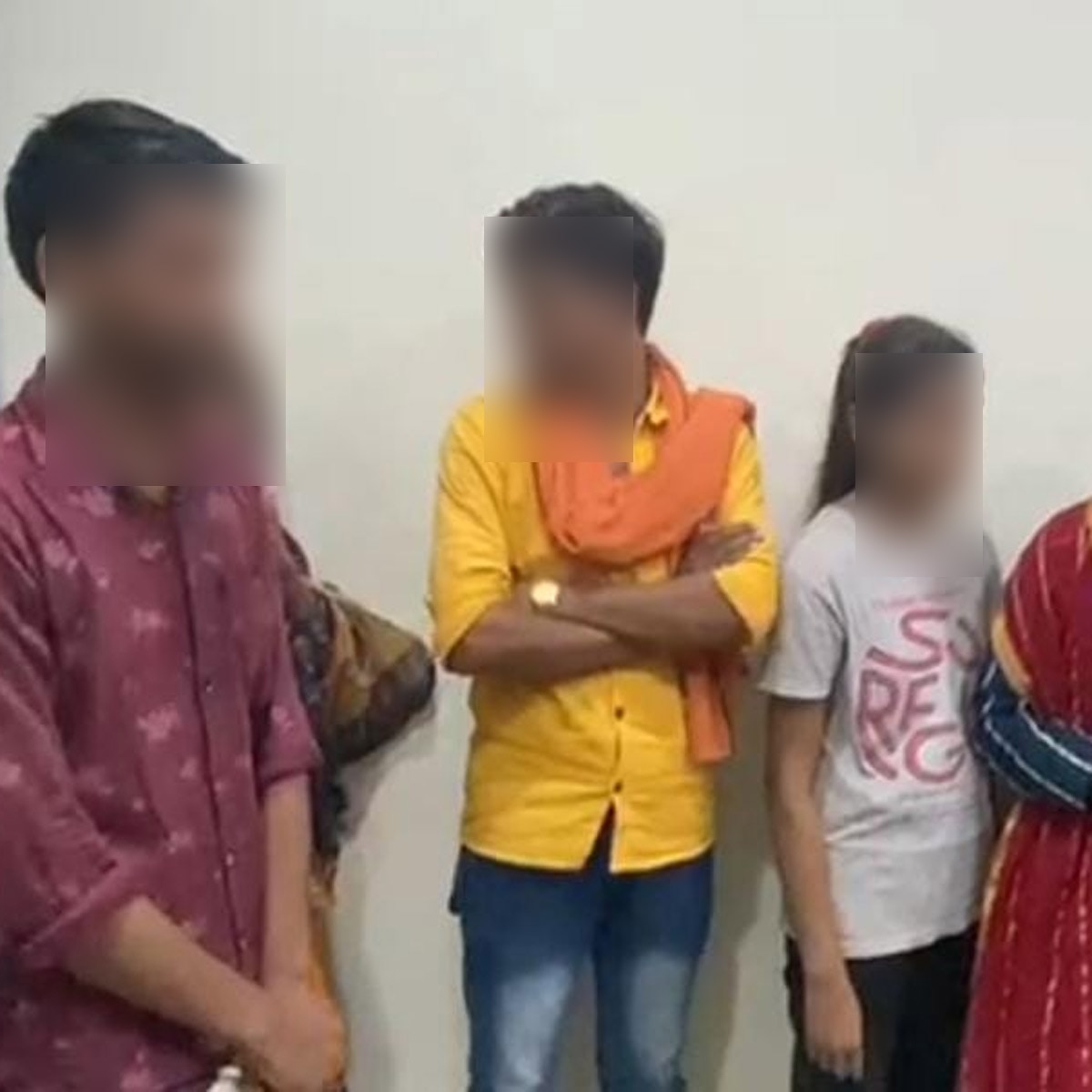 Mother of 5 daughters fell in love 