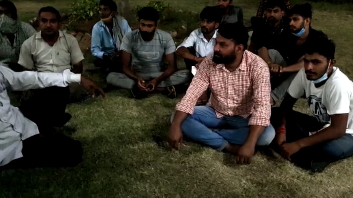 Sikar groom escaped after marriage Bride family alleges dowry demand Family protesting