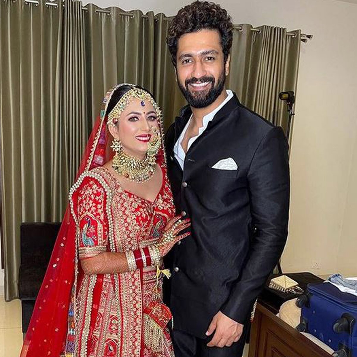 विक्की कौशल संग बहन उपासना