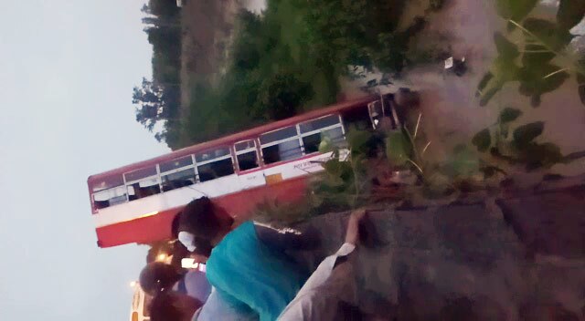 Bus fell down of bridge