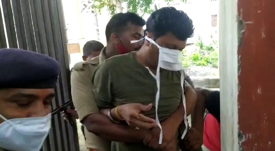 Youth climbed on water tank