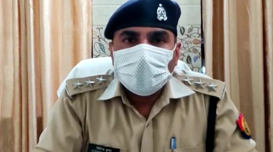 three miscreants surrender