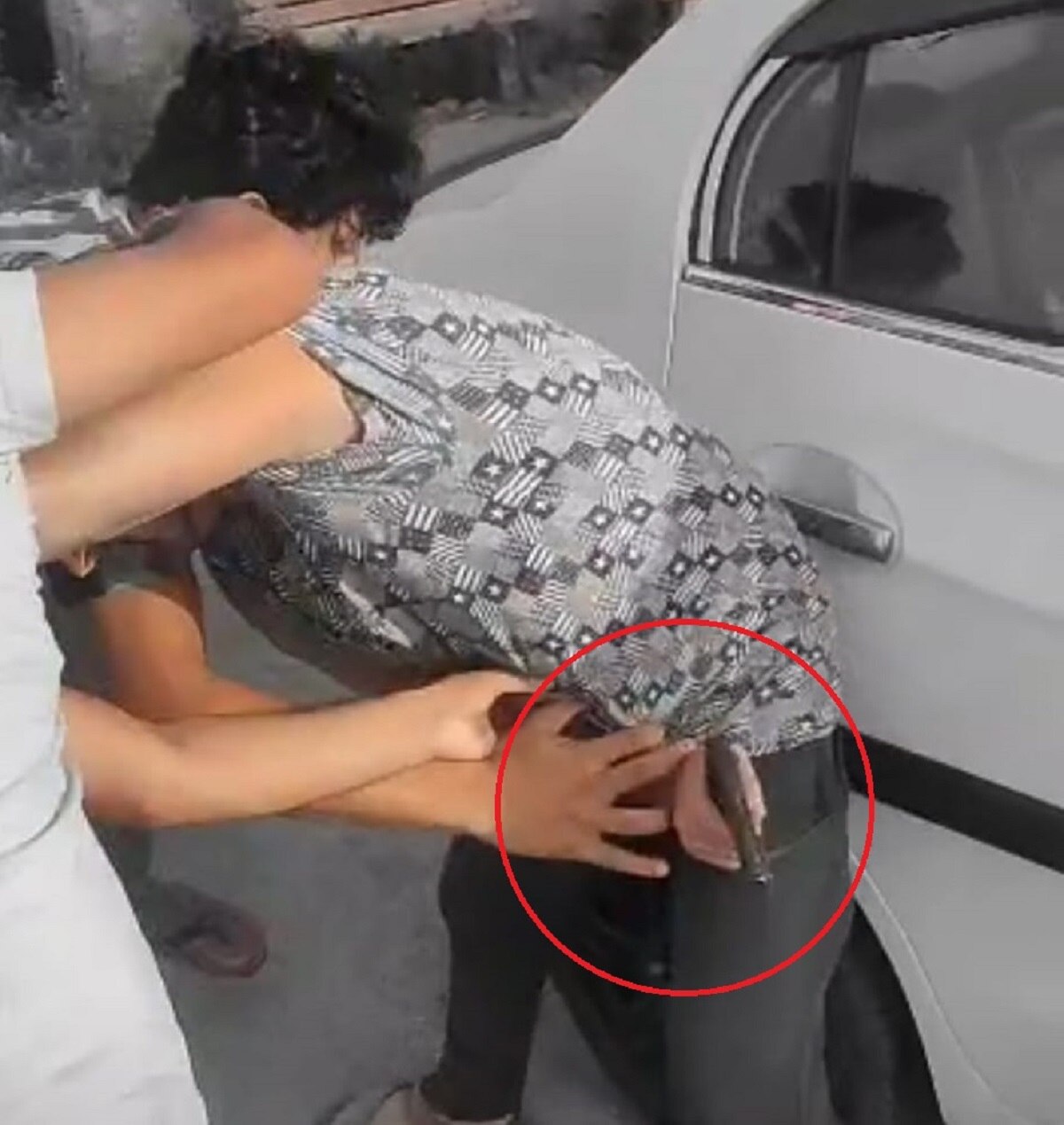 छीना झपटी