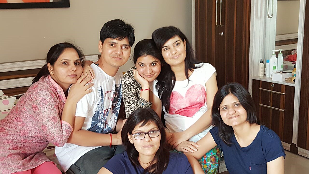 परिवार (aajtak.in)  